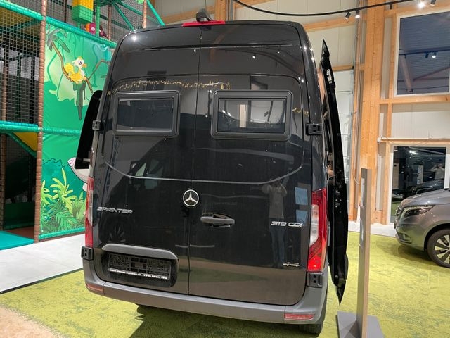 Camper Van Mercedes-Benz Pössl Roadstar X *Bestand**Allrad**Slideout* Mercedes-Benz Pössl Roadstar X *Bestand**Allrad**Slideout*- Photo 3