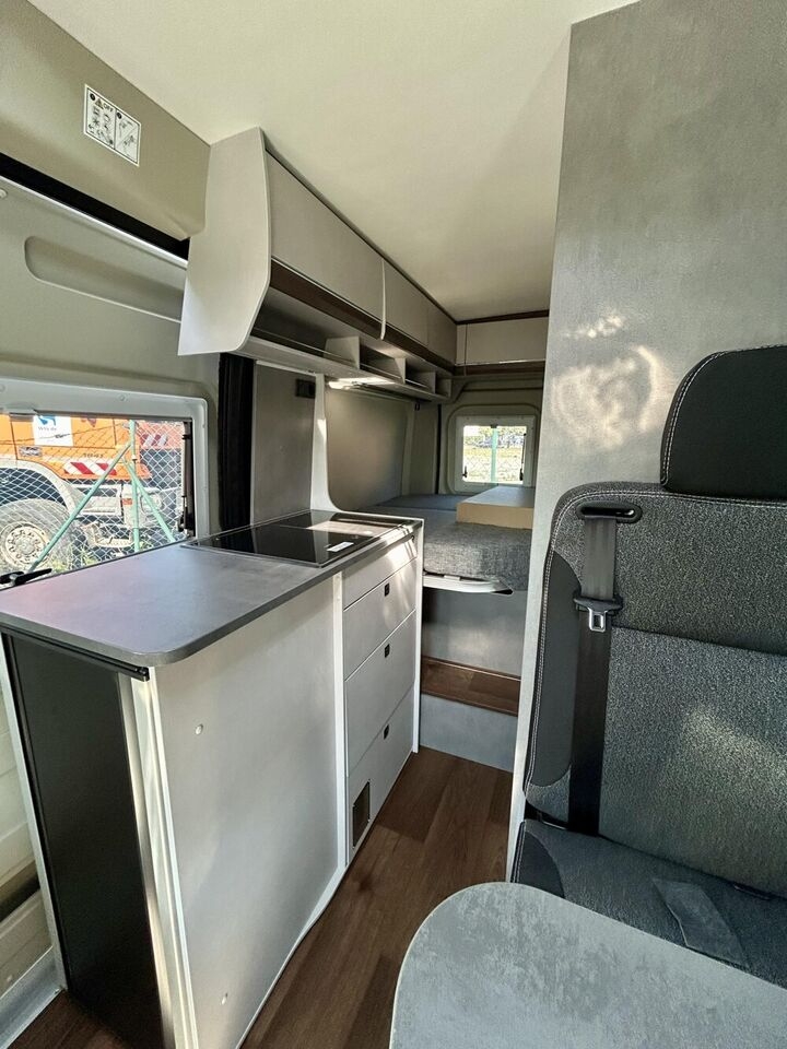 Camper Van POESSL Summit Shine 540 Citroen Sondermodell ON- Photo 2