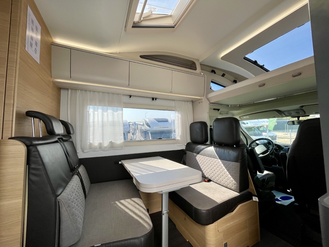 Alkoven Wohnmobil- Photo 5