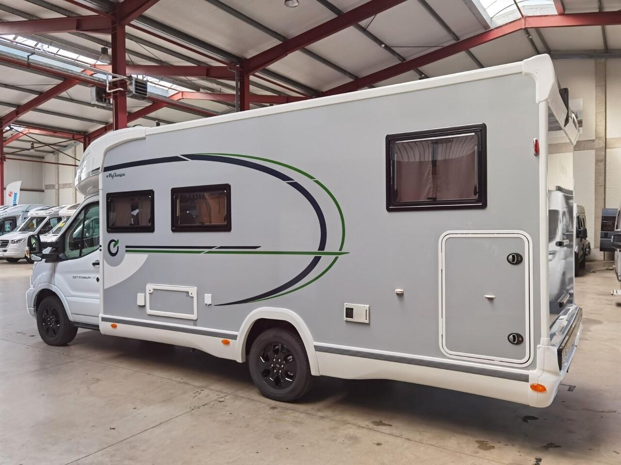 Semi-integrated motorhome Chausson 797 TITANIUM / 165PS-8G / EINZELBETTEN & HUBBETT Chausson 797 TITANIUM / 165PS-8G / EINZELBETTEN & HUBBETT- Photo 5