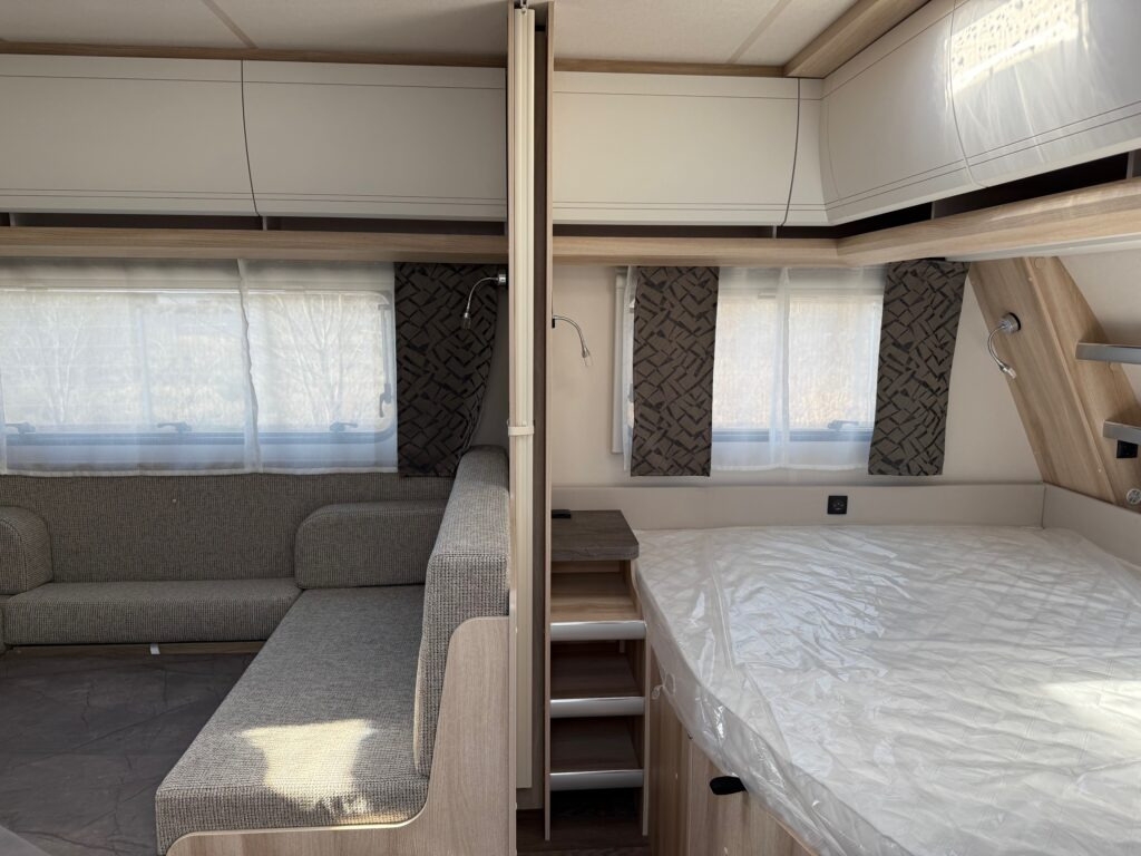 Wohnwagen Hobby DE LUXE 545 KMF 2025 Hobby DE LUXE 545 KMF 2025- Photo 5