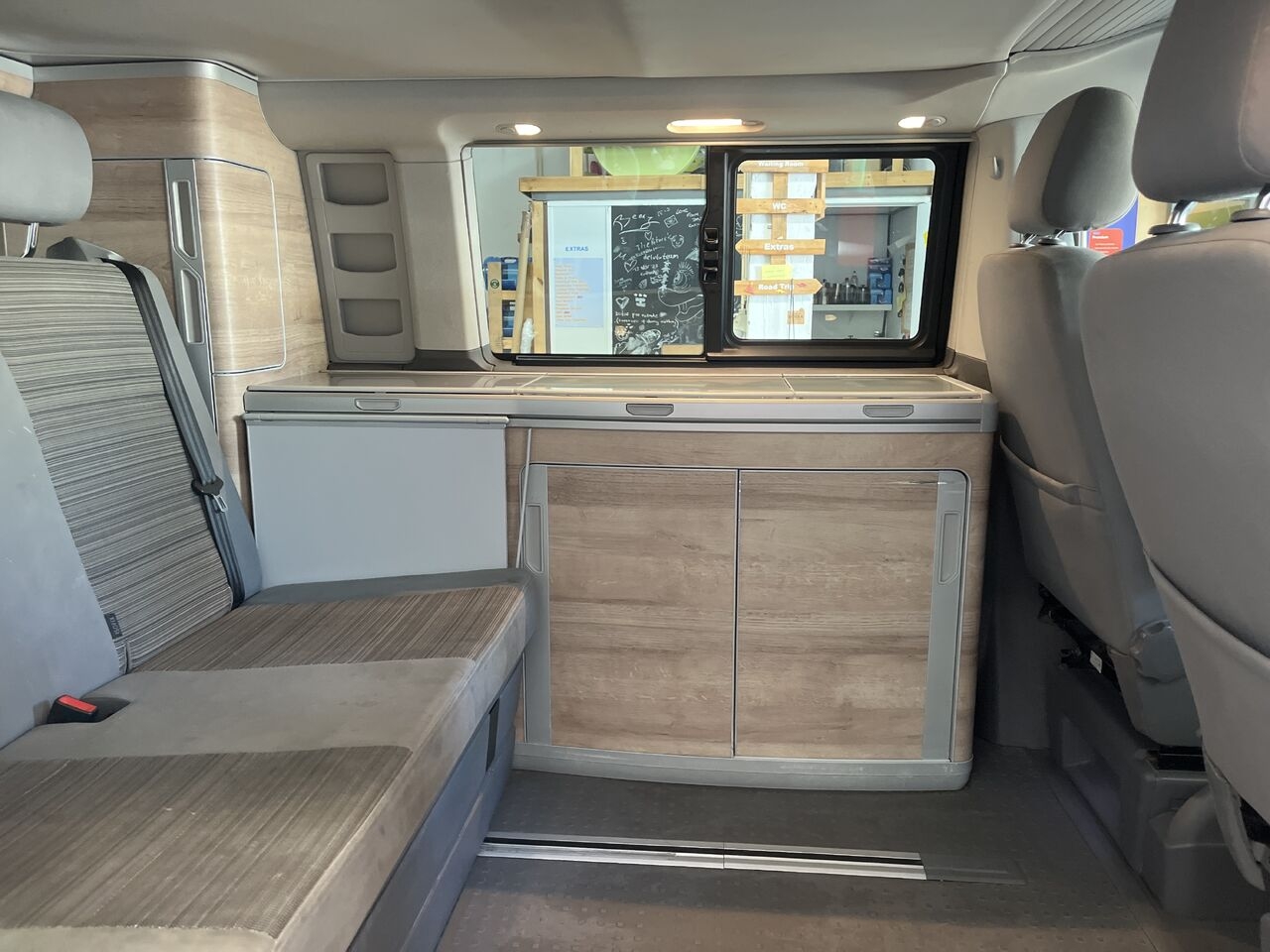 Camper Van California Coast T6.1 2.0 TDI California Coast T6.1 2.0 TDI- Photo 2