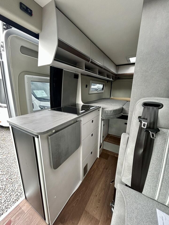 Camper Van POESSL Summit Shine 600 L Peugeot Markise/Solar/Lithium- Photo 2