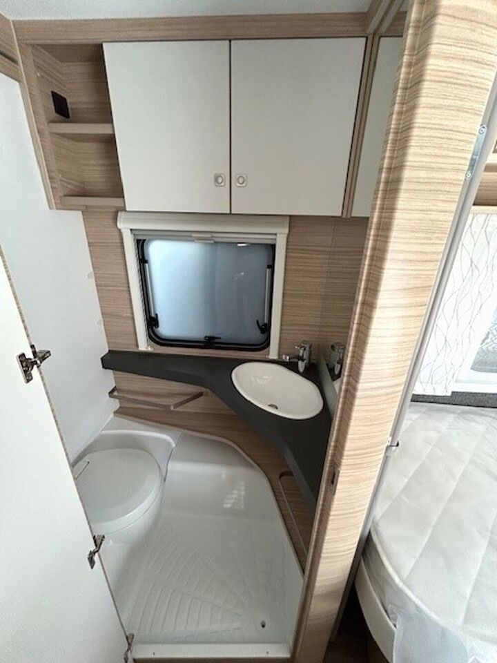 Caravan FENDT Bianco Selection 465 TG TV Halter / Auflastung- Photo 2