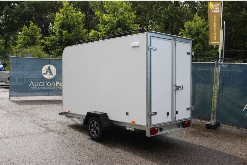 Wohnwagen- Photo 3