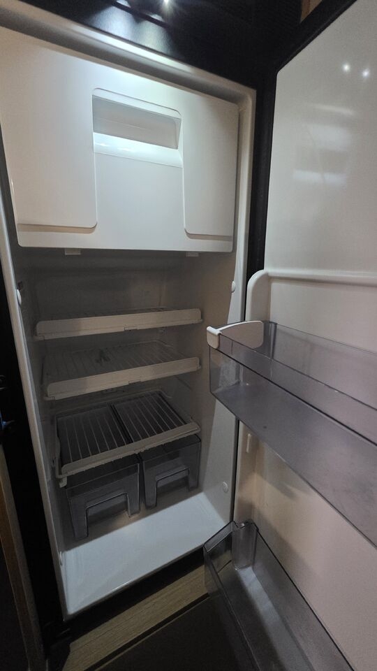 Camper Van Pilote Joa 60G L3H2 2.2 mjet Pilote Joa 60G L3H2 2.2 mjet- Photo 4