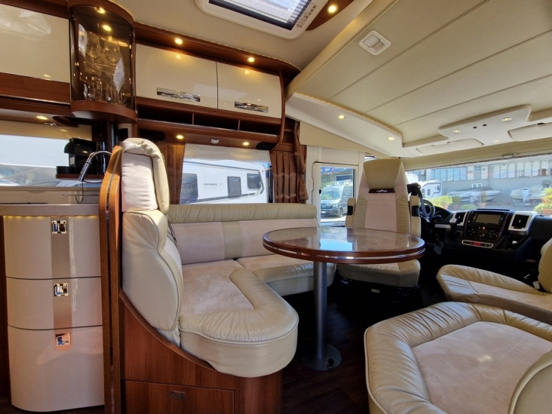 Integrated motorhome E-Line 51 QB E-Line 51 QB- Photo 4