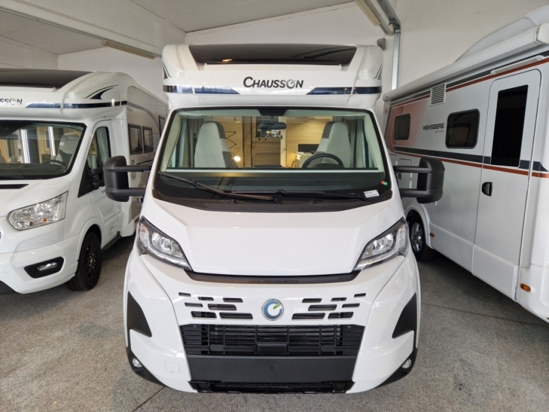 Semi-integrated motorhome 640 Ultimate Line 640 Ultimate Line- Photo 2
