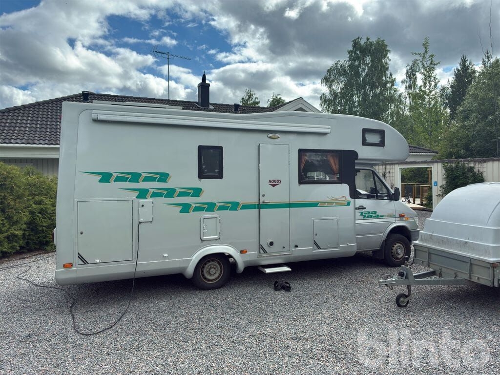 Alkoven Wohnmobil MERCEDES BENZ 312D 4X4 / HUGOS MERCEDES BENZ 312D 4X4 / HUGOS- Photo 4