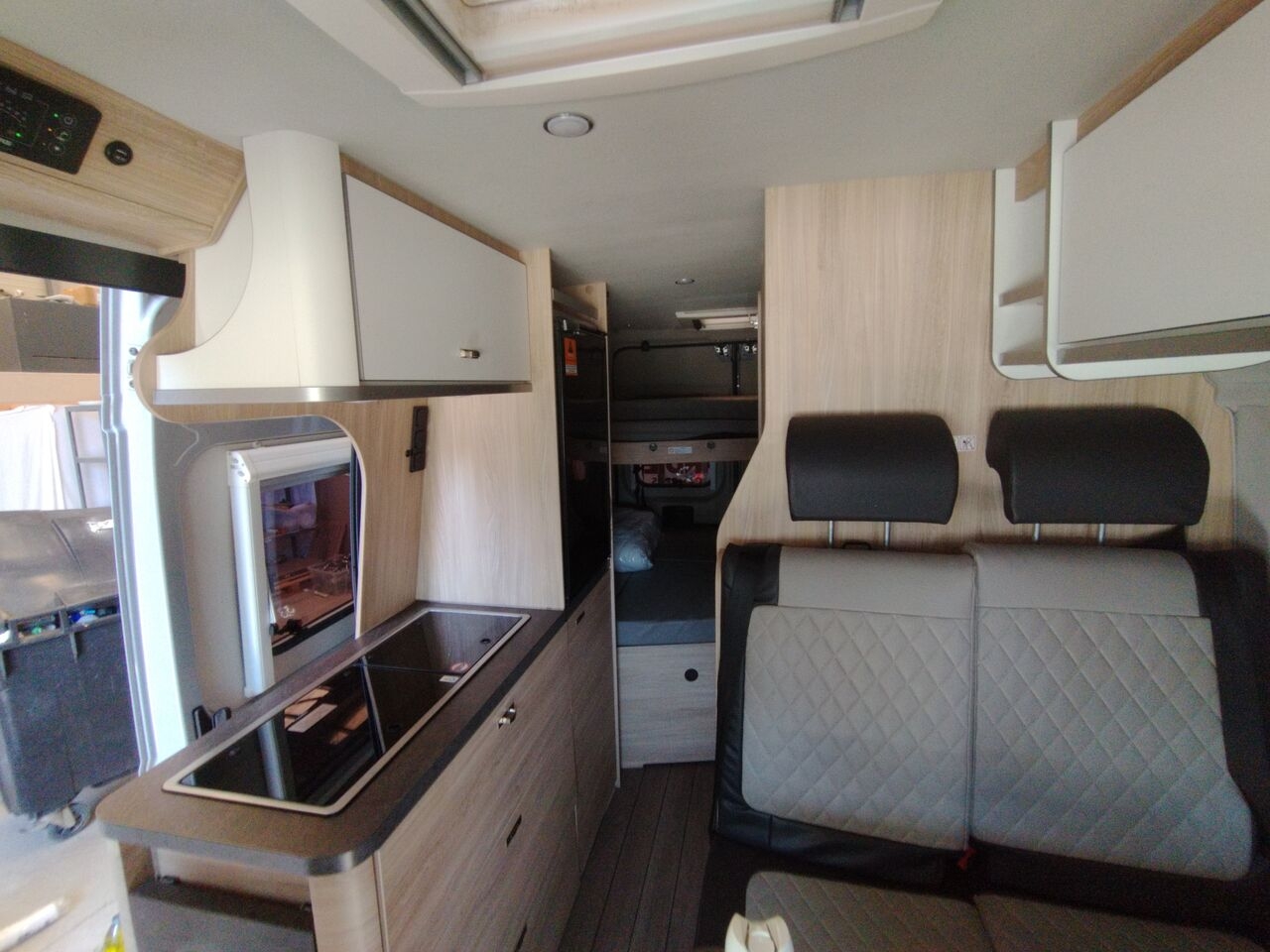 Camper Van Weinsberg Carabus 600 K 2.2Mjet Weinsberg Carabus 600 K 2.2Mjet- Photo 2