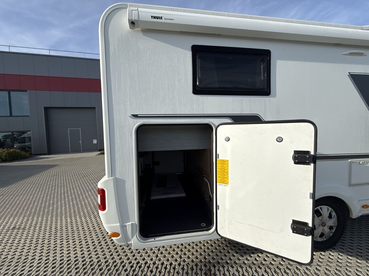 Teilintegriertes Wohnmobil Adria CORAL S 670 SC- Photo 4
