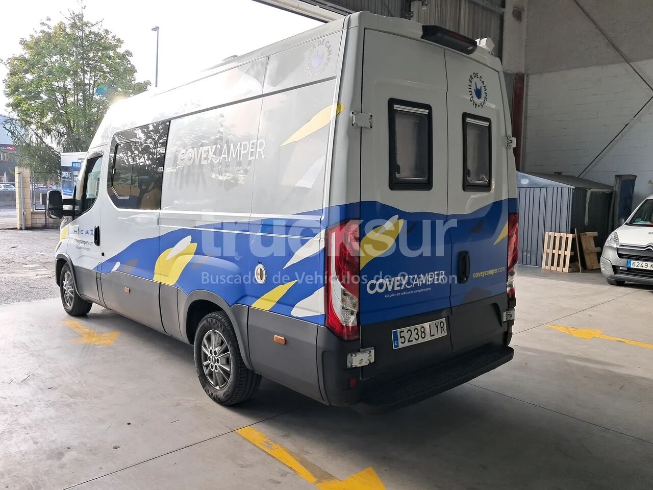 Camper Van IVECO 35S16 CAMPER- Photo 3