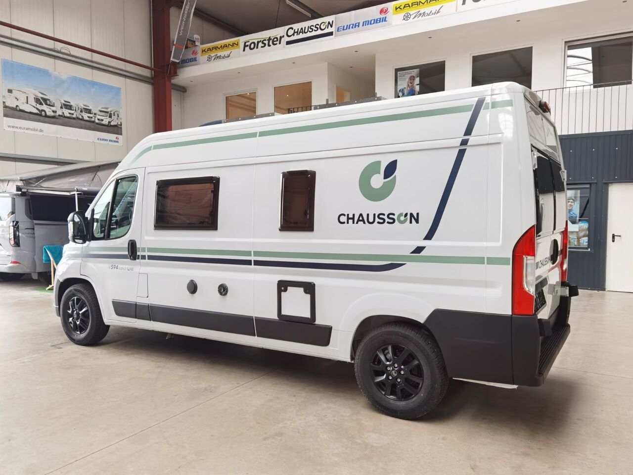 Camper Van Chausson V594 ROAD LINE C / -2027- / HECKBETT QUER- Photo 5