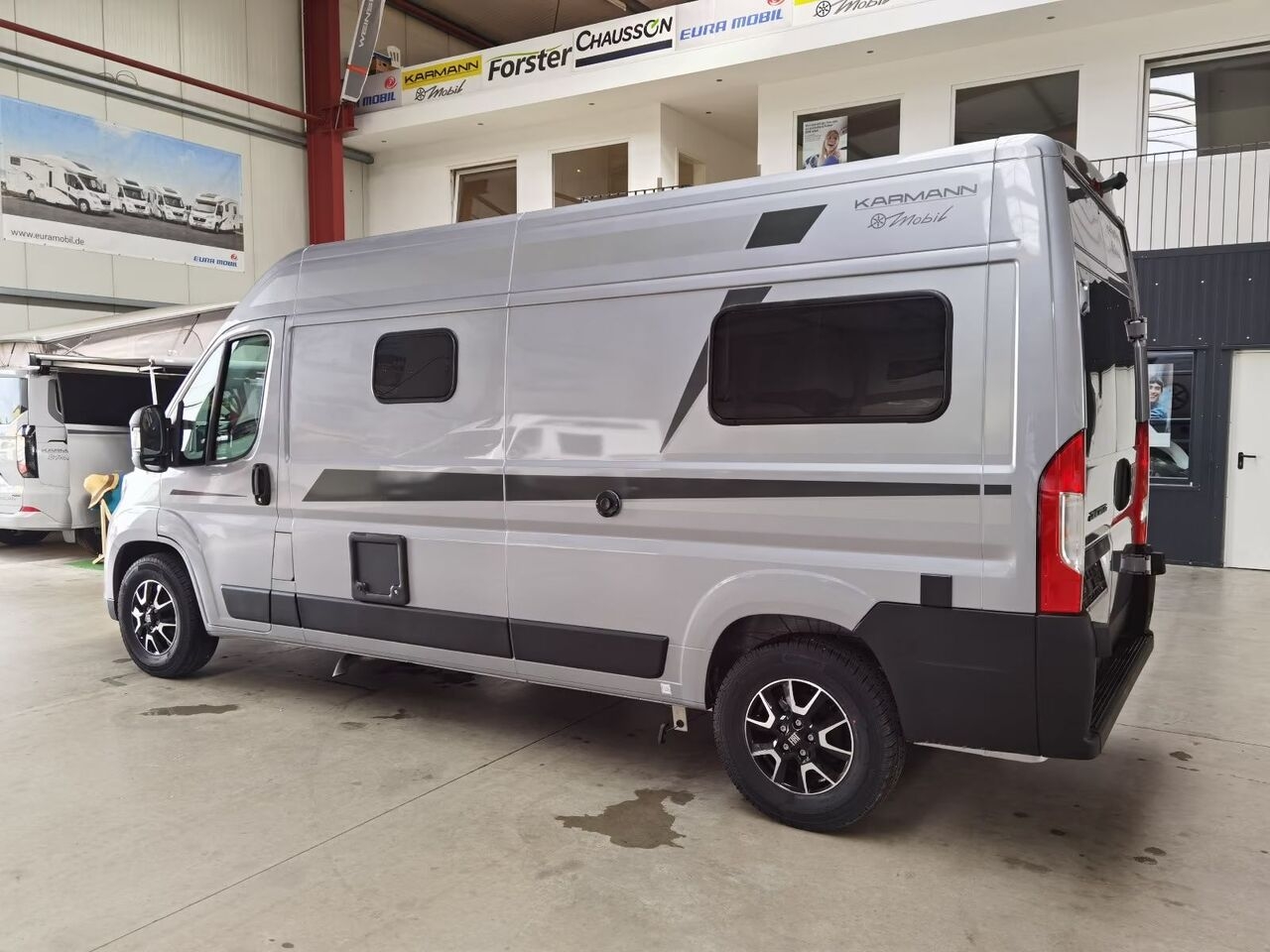Camper Van Karmann DEXTER 600 / -2026- / EINZELBETTEN & BAR-VERSION- Photo 5