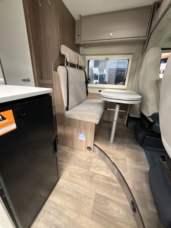 Camper Van Peugeot Boxer Carado CV600 Peugeot Boxer Carado CV600- Photo 2