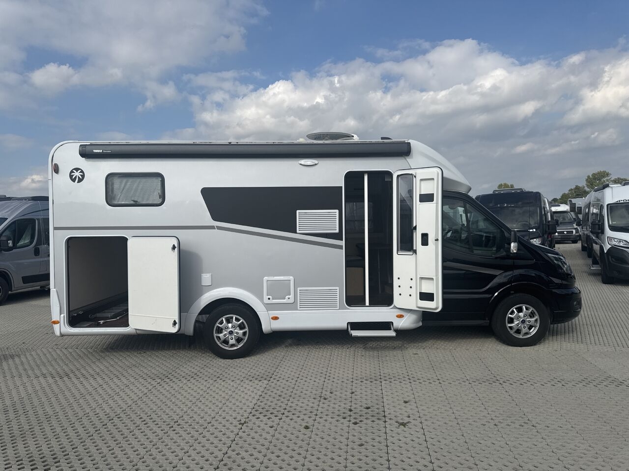 Teilintegriertes Wohnmobil Sunlight FORD ADVENTURE ED T 670S- Photo 3