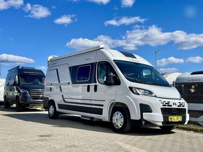 Camper Van ADRIA Twin 600 SPB- Photo 2