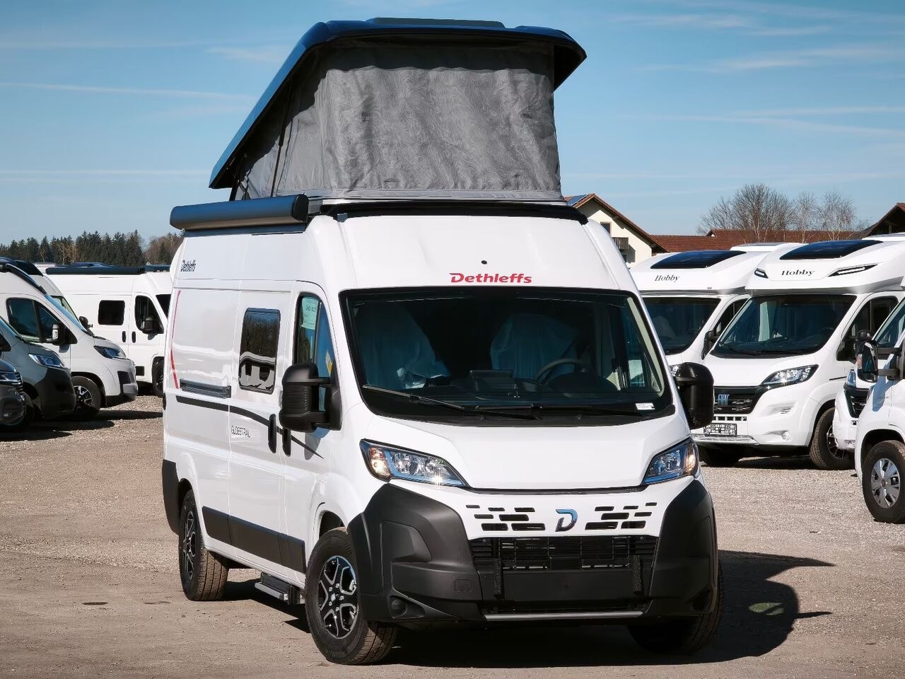 Camper Van Dethleffs Globetrail 600 DS, Aufstelldach, Automatik- Photo 2