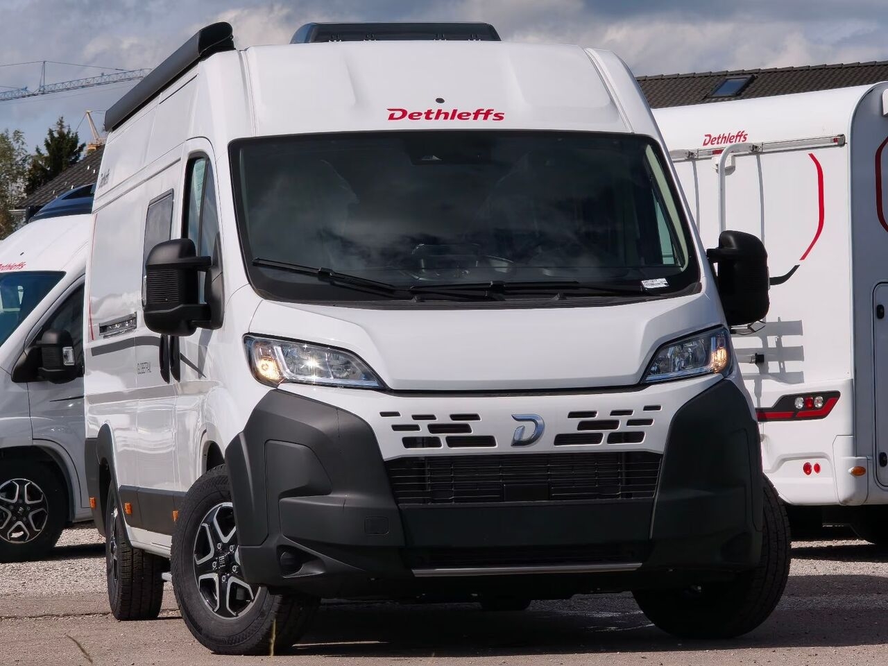 Camper van Dethleffs Globetrail Active 640 ES, Automatik, Navi Rfk- Photo 2