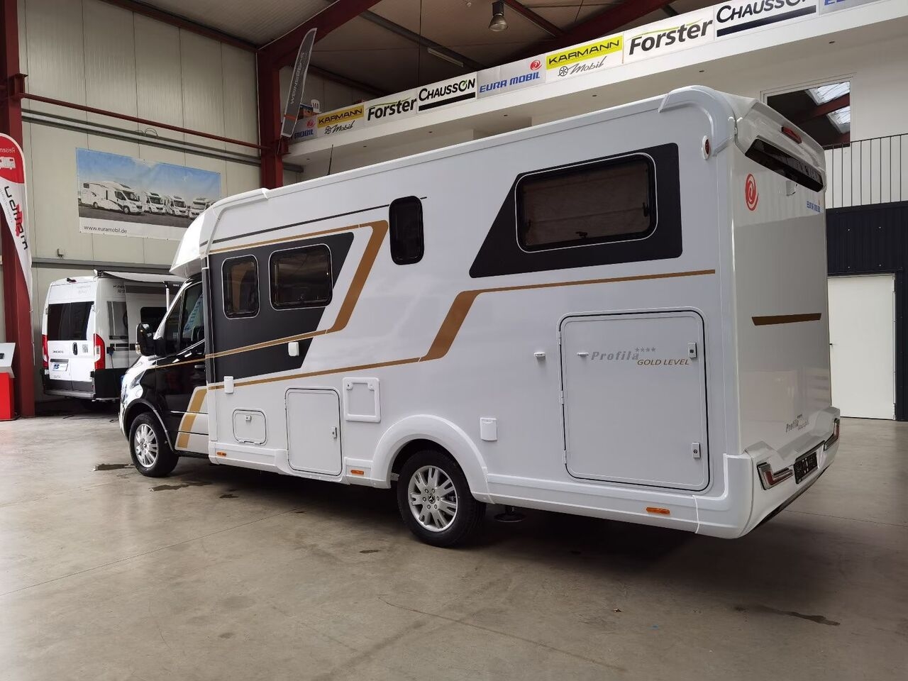 Teilintegriertes Wohnmobil Eura Mobil PROFILA T 726 EF /-2026-/ COMFORT LEVEL -EDITION- Photo 5