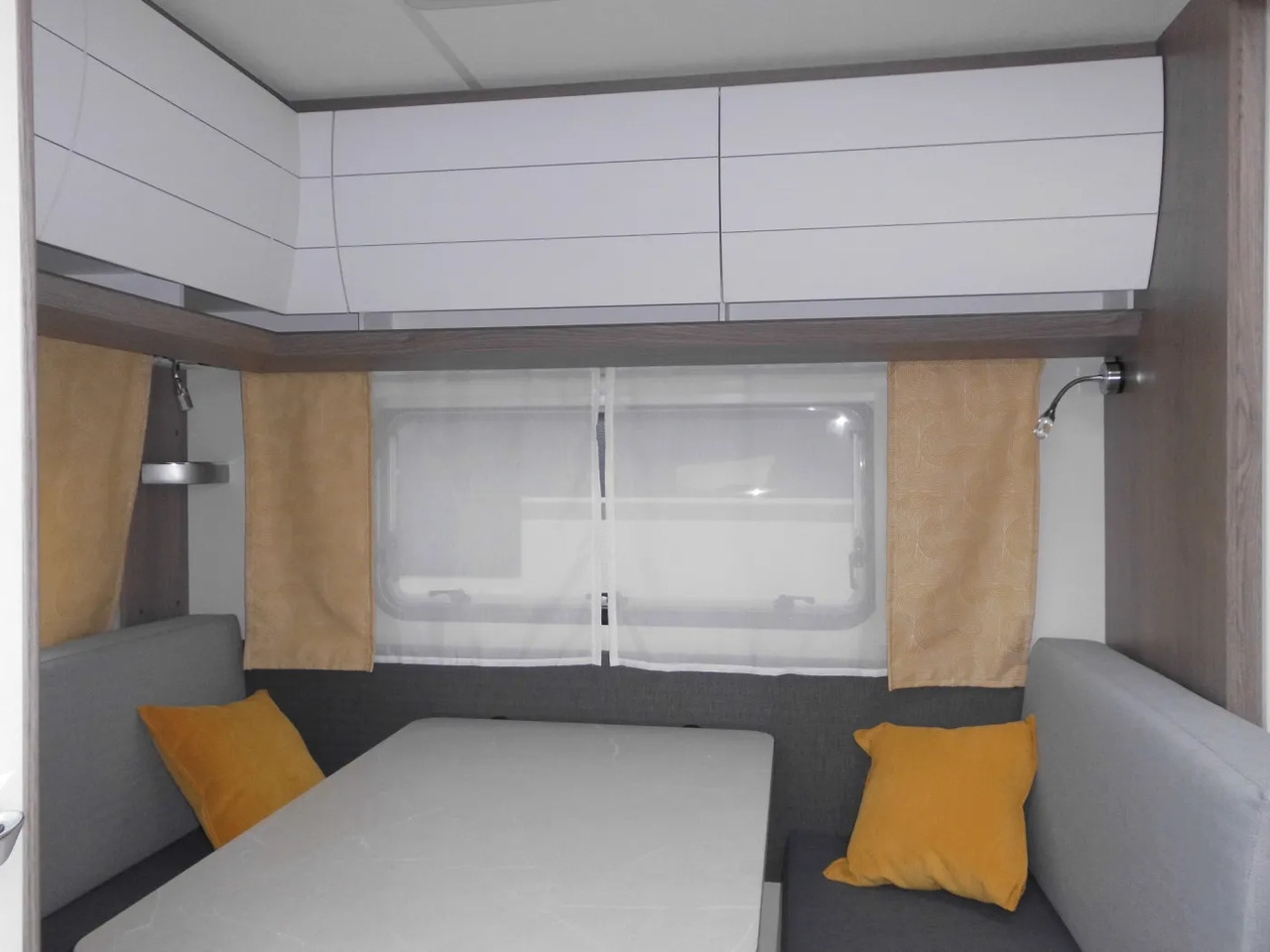 Wohnwagen Hobby OnTour 390 SF 2026 1500kg. Teppich Hobby OnTour 390 SF 2026 1500kg. Teppich- Photo 5