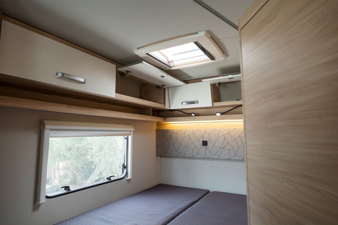Camper Van Weinsberg Carasuite 650 MF 2.3 Mjet Weinsberg Carasuite 650 MF 2.3 Mjet- Photo 2