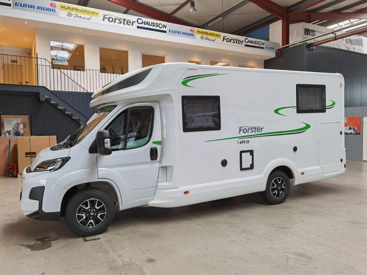 Semi-integrated motorhome Forster T 699 EB / 140PS / EINZELBETTEN & HUBBETT Forster T 699 EB / 140PS / EINZELBETTEN & HUBBETT- Photo 3