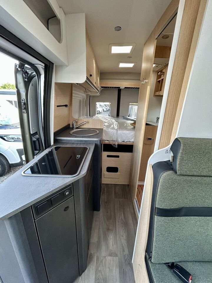 Camper Van SUNLIGHT Cliff 4x4 Greentrek 590- Photo 5