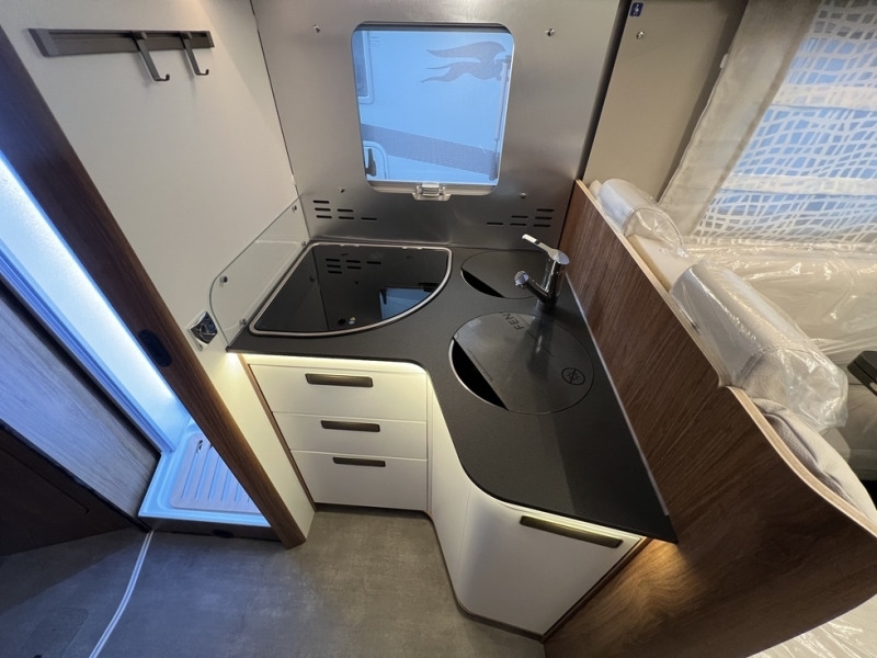Teilintegriertes Wohnmobil Ecovip 4009 L Titanio Ecovip 4009 L Titanio- Photo 5