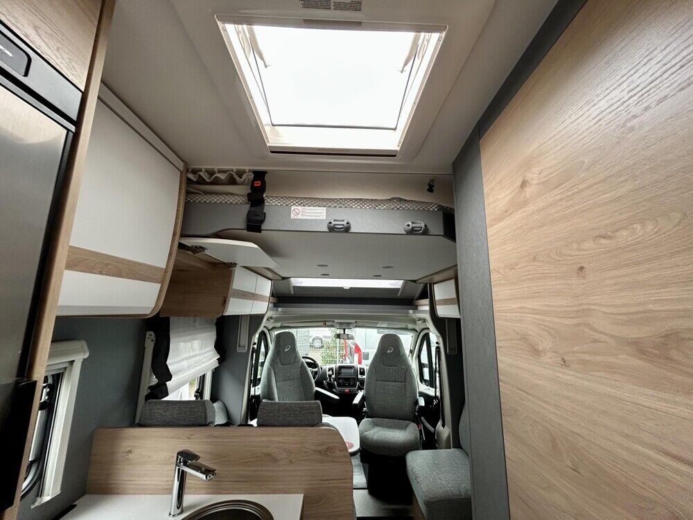 Teilintegriertes Wohnmobil DETHLEFFS Just Camp T 6812 EB Markise /Navi+RFK / F-träger- Photo 3