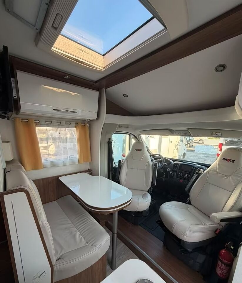 Teilintegriertes Wohnmobil Pilote P600 ESSENTIEL camper- Photo 4