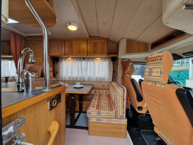 Semi-integrated motorhome 4.3 4.3- Photo 3