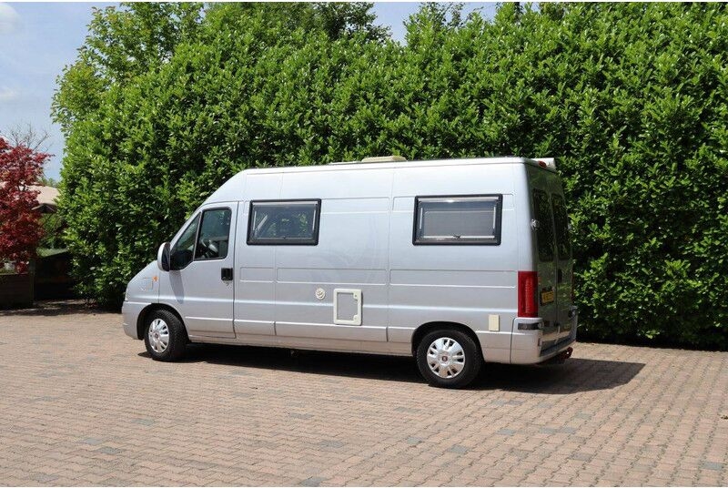 Camper van 244 L 244 L- Photo 3