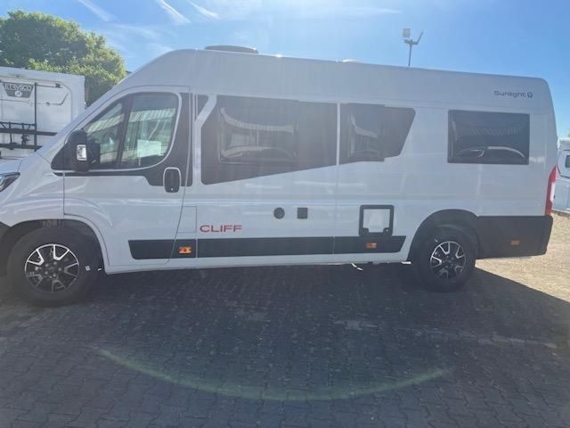 Camper Van Sunlight Cliff 640 Peugeot Sunlight Cliff 640 Peugeot- Photo 2