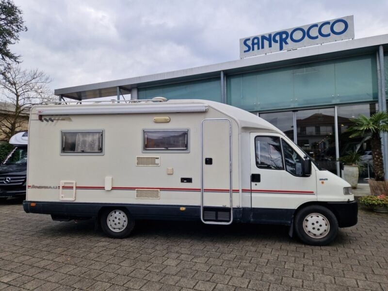 Semi-integrated motorhome 4.3 4.3- Photo 2