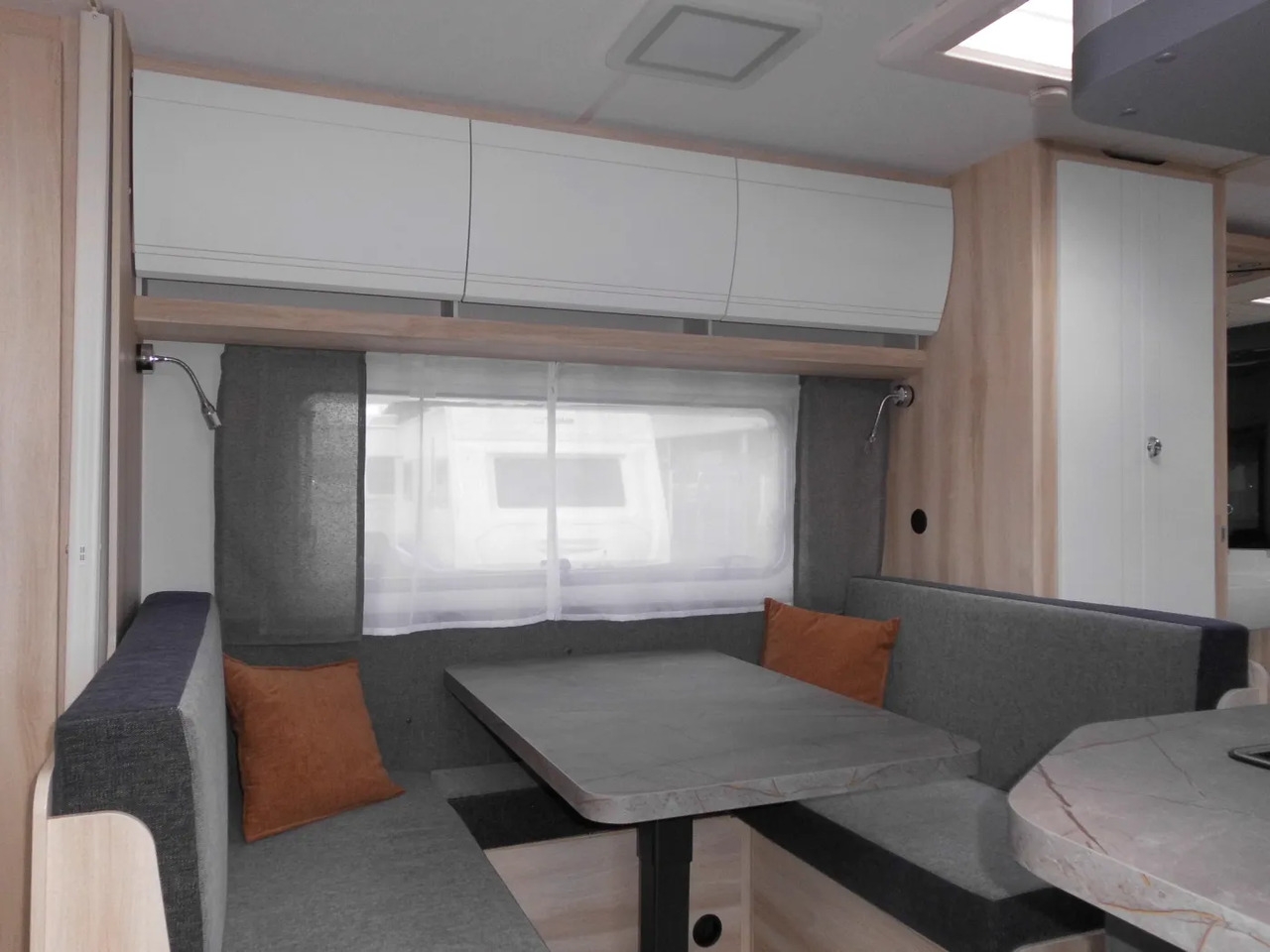 Caravan Hobby De Luxe 540 KMFe 2026 GARAGE AUTARK 1800kg. Hobby De Luxe 540 KMFe 2026 GARAGE AUTARK 1800kg.- Photo 5