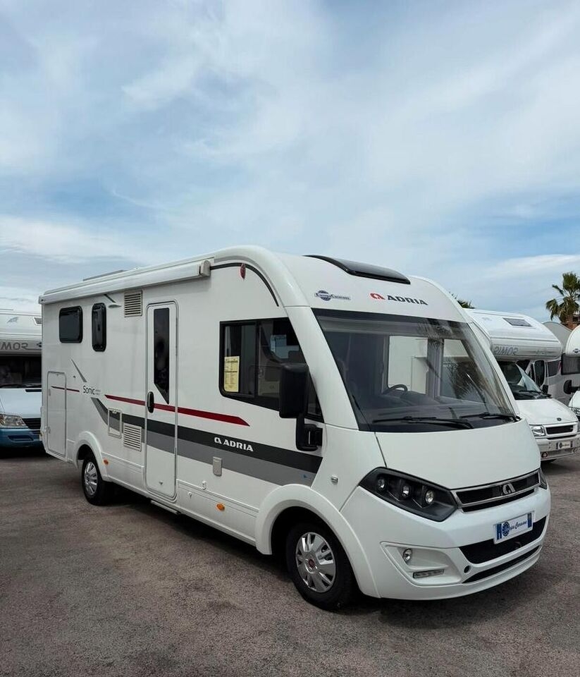 Integriertes Wohnmobil Adria camper SONIC 600 SC Adria camper SONIC 600 SC- Photo 3