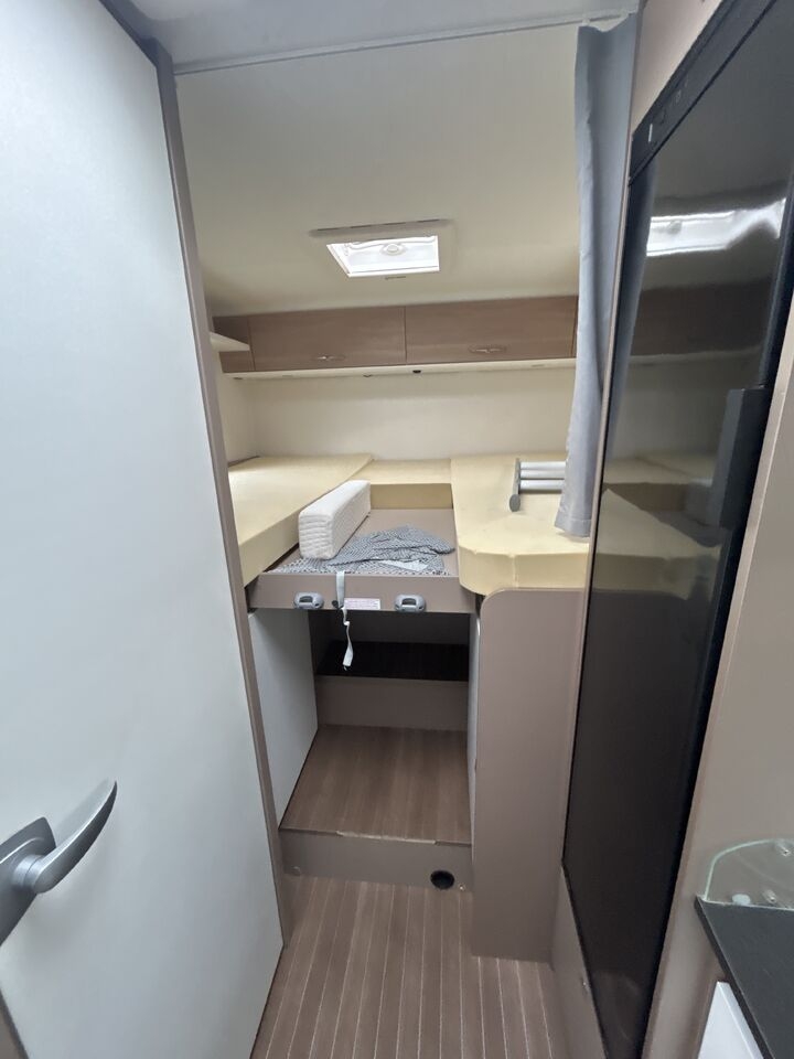 Camper Van Etrusco L3 2.2 Mjet Etrusco L3 2.2 Mjet- Photo 3