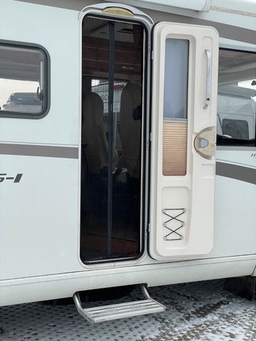 Integriertes Wohnmobil HYMER / ERIBA / HYMERCAR EXSIS-I 578 | Schnell sein lohnt sich! HYMER / ERIBA / HYMERCAR EXSIS-I 578 | Schnell sein lohnt sich!- Photo 3