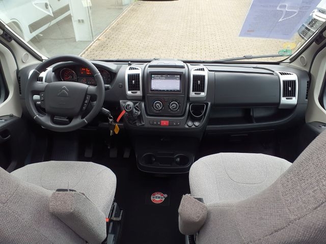 Camper van Pössl Trenta 600R, 165 PS Pössl Trenta 600R, 165 PS- Photo 3