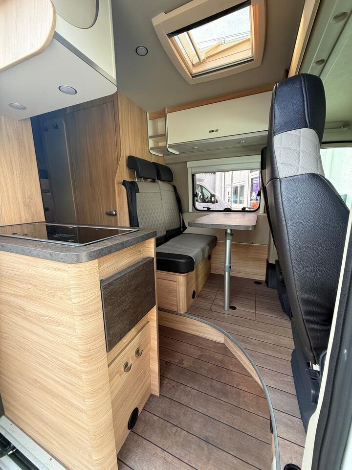 Camper Van Weinsberg Carabus 600 K 2.2Mjet Weinsberg Carabus 600 K 2.2Mjet- Photo 3