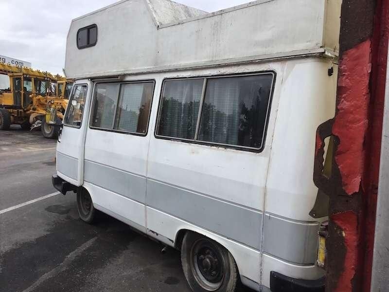Camper Van Peugeot J9- Photo 3