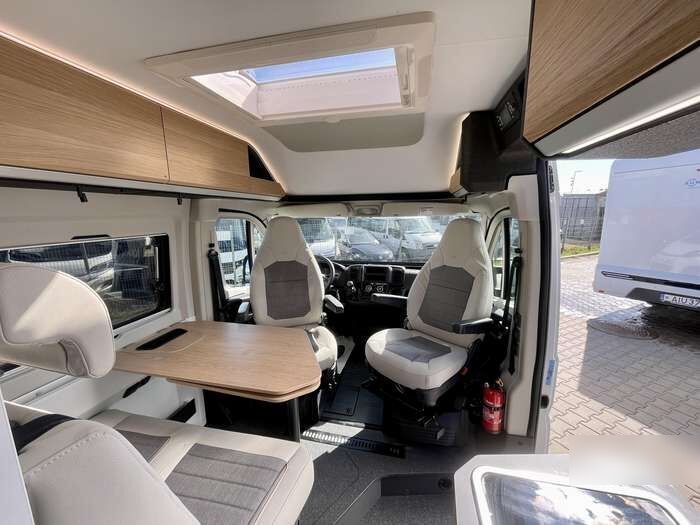 Camper Van ADRIA Twin 600 SPB- Photo 4