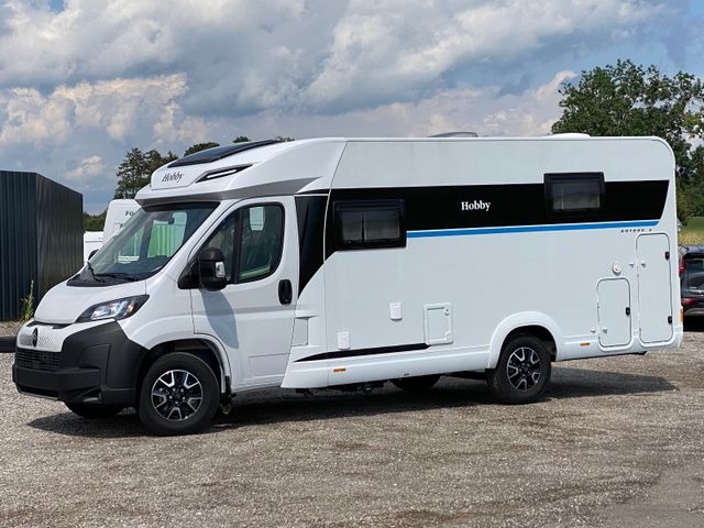 Semi-integrated motorhome Hobby OnTour C 700 GQ MJ25/MARKISE/RFK/SAFETY-PAKET Hobby OnTour C 700 GQ MJ25/MARKISE/RFK/SAFETY-PAKET- Photo 3