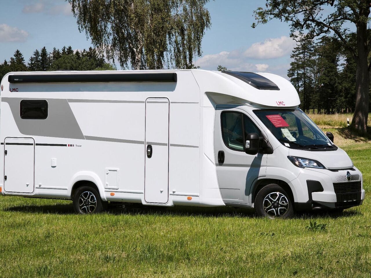 Teilintegriertes Wohnmobil LMC Tracer 730 EL / Hubbett,Automatik, Klima- Photo 3